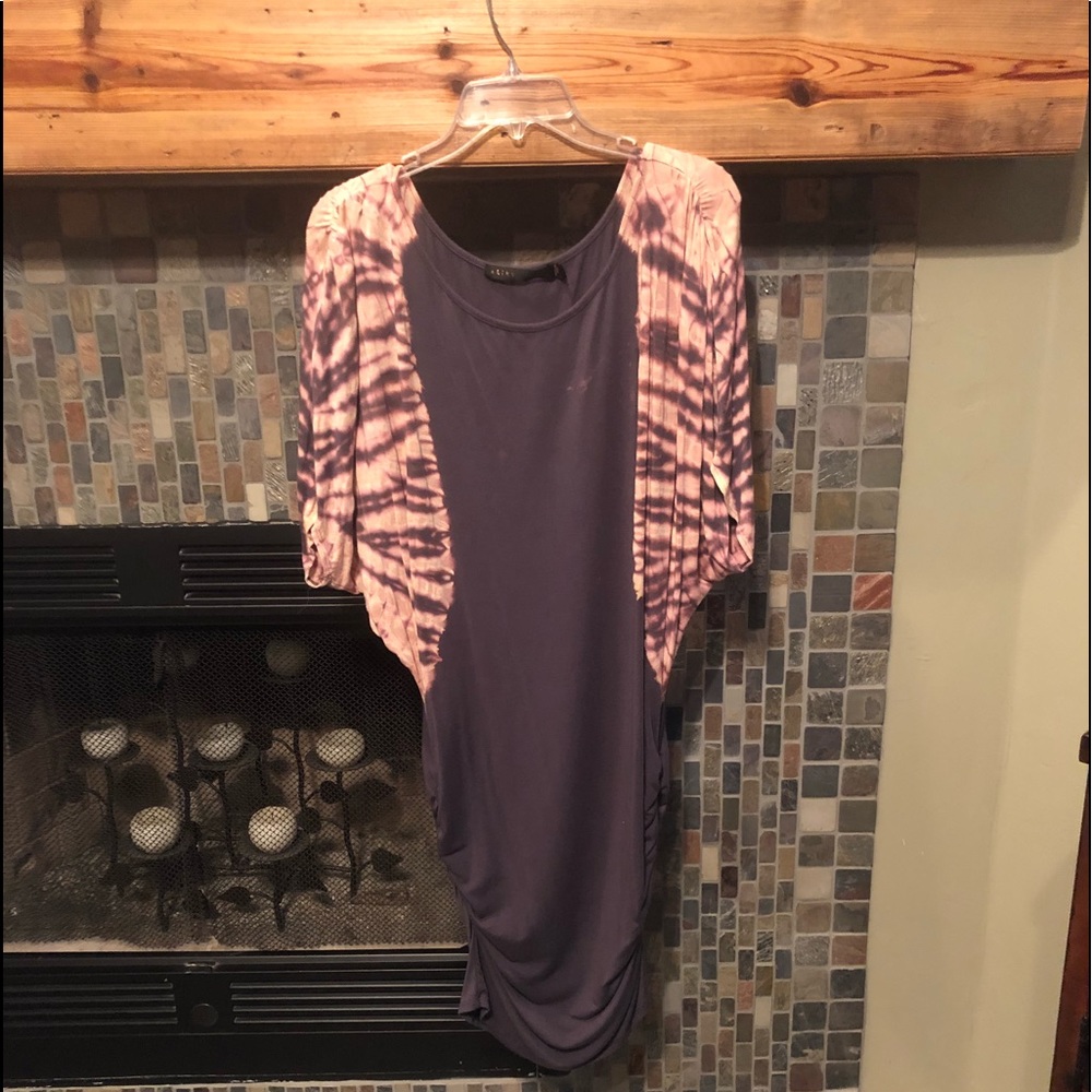 akiko Tie-dyed batwing dress